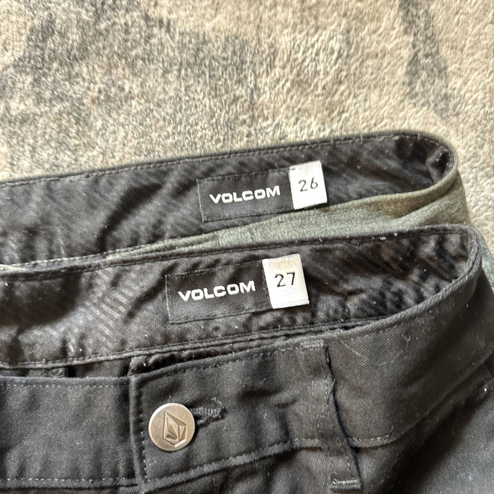 Lot of 2 Volcom Youth VMonty Chino Shorts Size 26/27 Black & Gray School - Picture 6 of 10